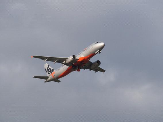 Lcc 格安航空 での国際線の旅 機内食は ジェットスターの場合 リアルな搭乗レポートと格安航空券のお役立ちニュースを日々更新中